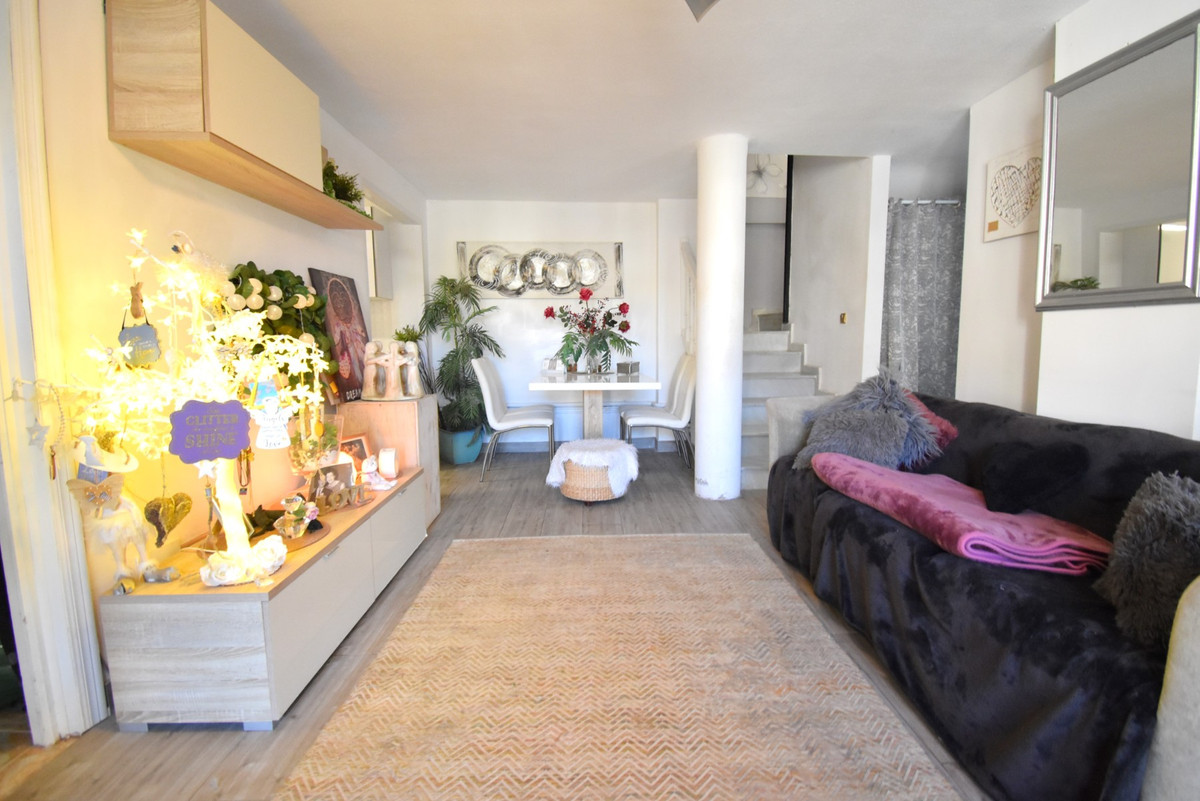 4 Bed Townhouse for sale in Playa Flamenca Costa Blanca, Alicante, Spain