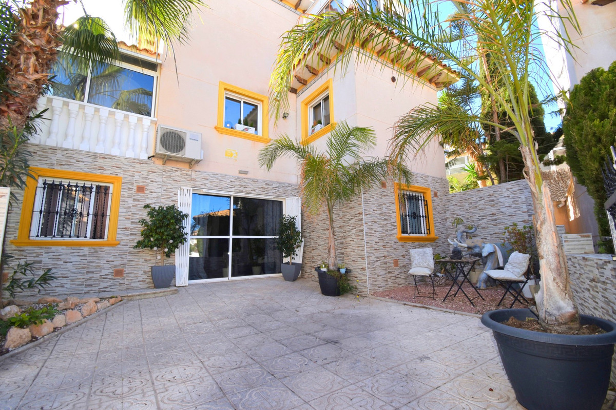 4 Bed Townhouse for sale in Playa Flamenca Costa Blanca, Alicante, Spain