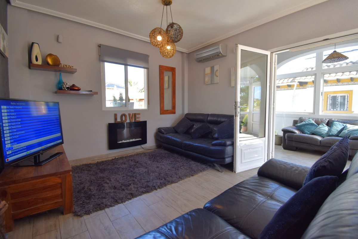 4 Bed Townhouse for sale in Playa Flamenca Costa Blanca, Alicante, Spain