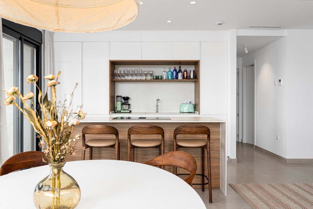 Se vende Apartamento Planta Media de 2 dormitorios en Costa Blanca, Alicante, España