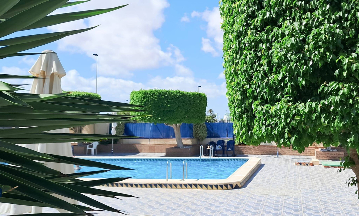 Se vende Ático de 2 dormitorios en Costa Blanca, Alicante, España