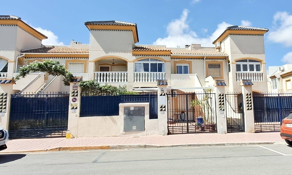 Se vende Ático de 2 dormitorios en Costa Blanca, Alicante, España