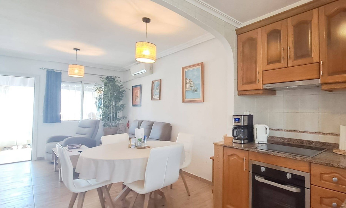 Se vende Ático de 2 dormitorios en Costa Blanca, Alicante, España