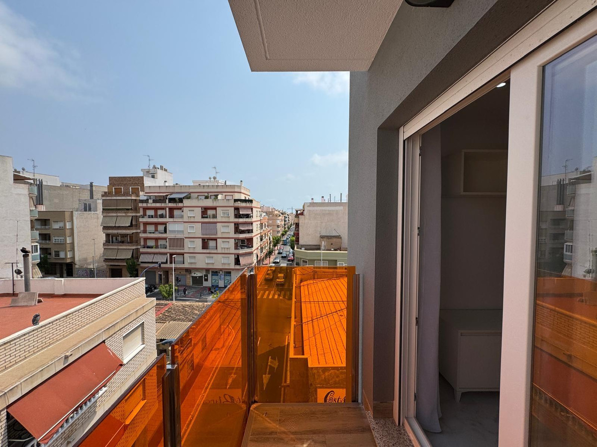 2 Bed Apartment for sale in Torrevieja Costa Blanca, Alicante, Spain