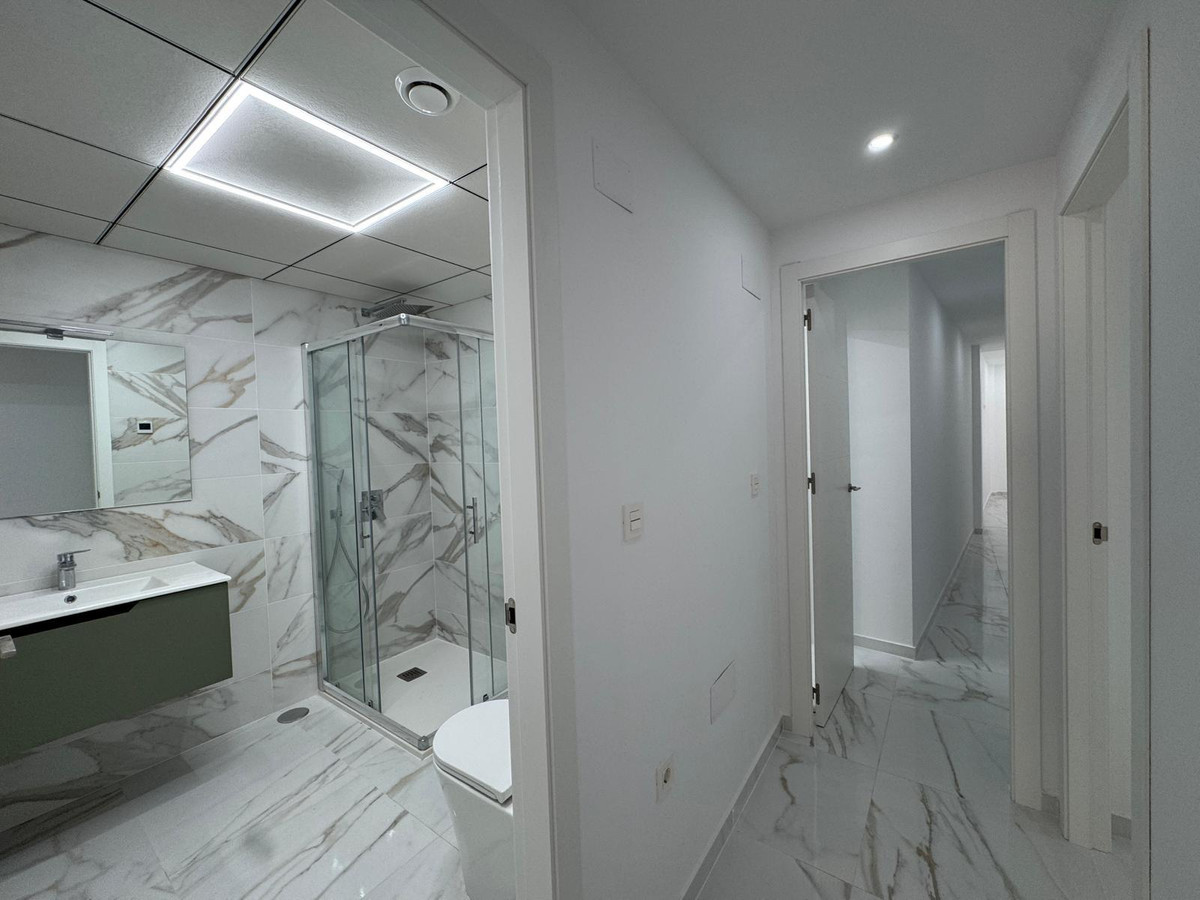 2 Bed Apartment for sale in Torrevieja Costa Blanca, Alicante, Spain