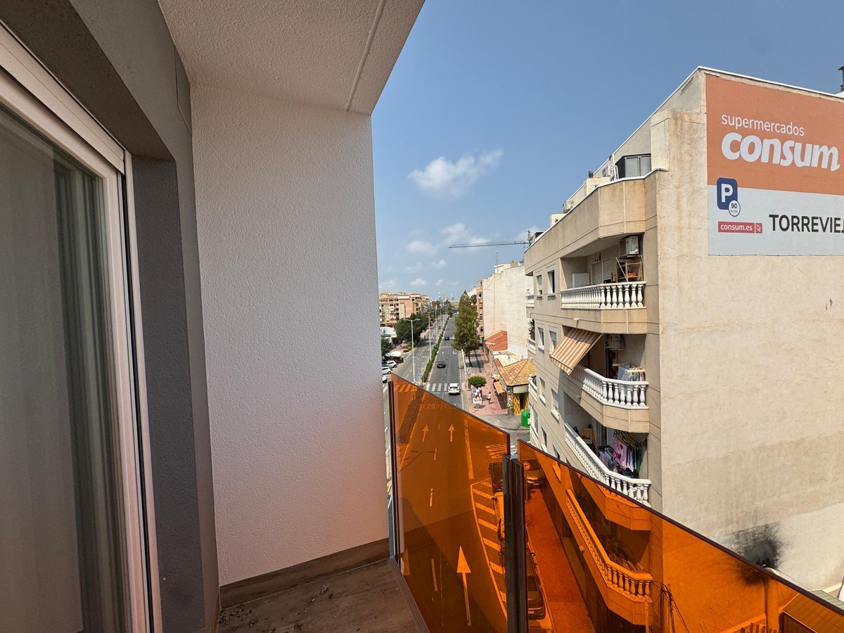 2 Bed Apartment for sale in Torrevieja Costa Blanca, Alicante, Spain