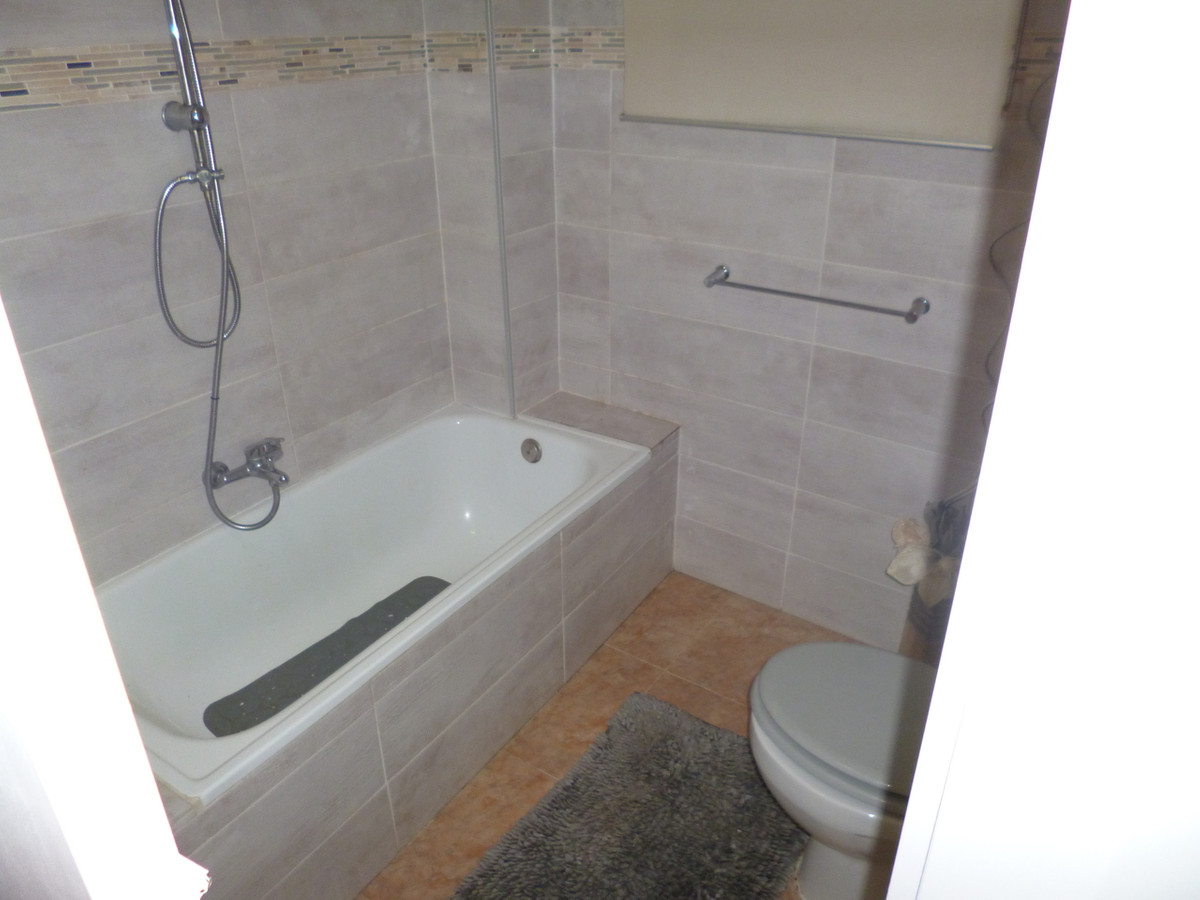 4 Bed Townhouse for sale in Playa Flamenca Costa Blanca, Alicante, Spain