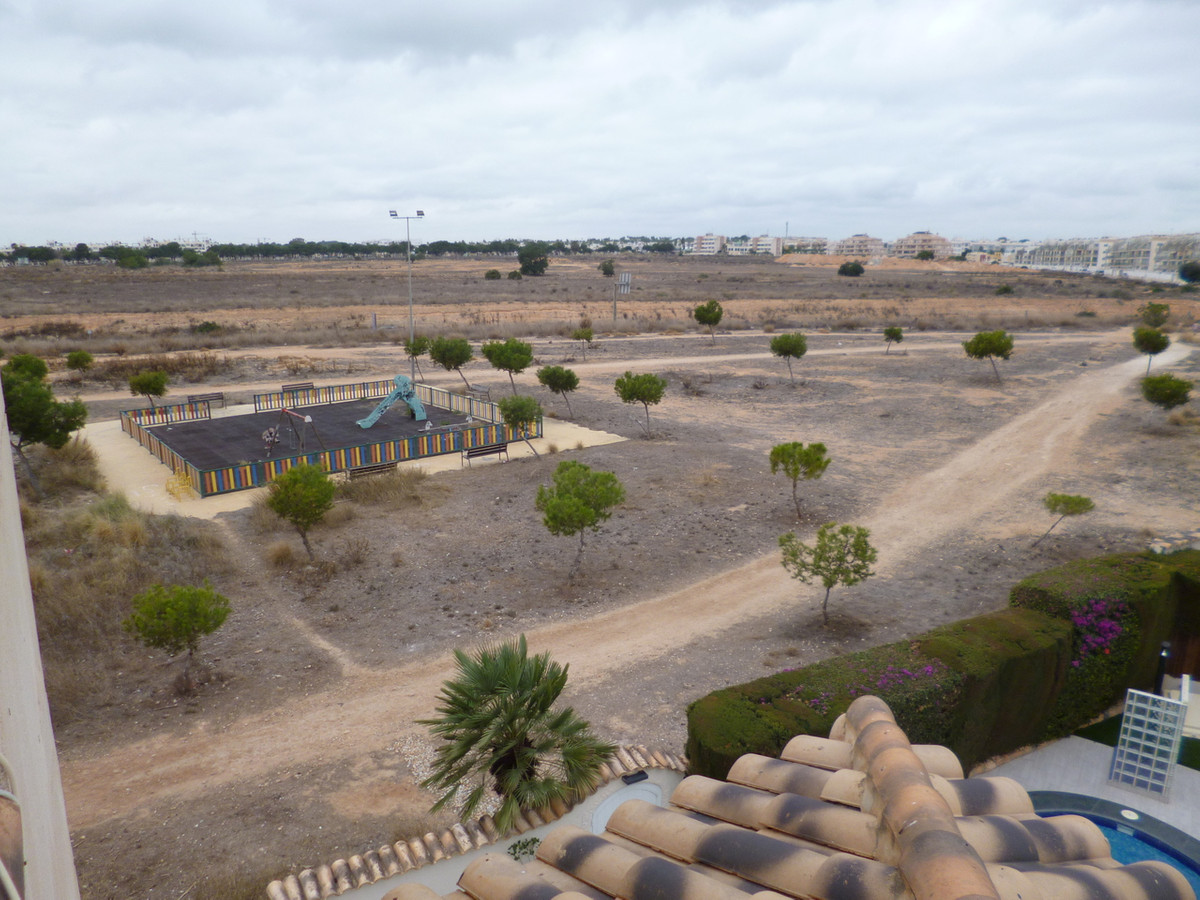 4 Bed Townhouse for sale in Playa Flamenca Costa Blanca, Alicante, Spain