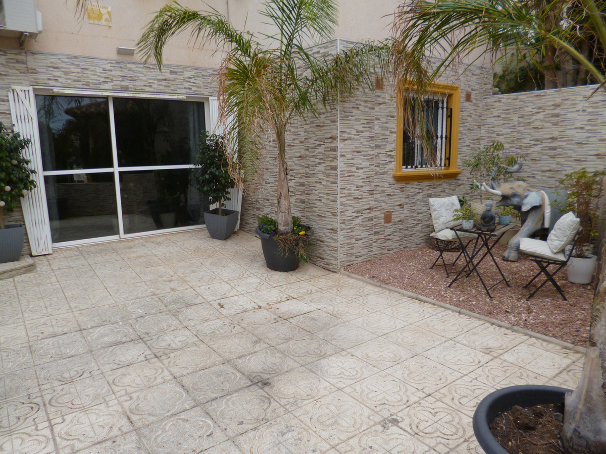 4 Bed Townhouse for sale in Playa Flamenca Costa Blanca, Alicante, Spain