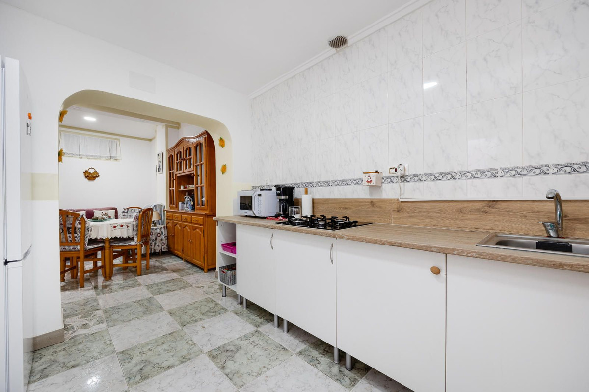 Se vende Apartamento Planta Baja de 3 dormitorios en Costa Blanca, Alicante, España