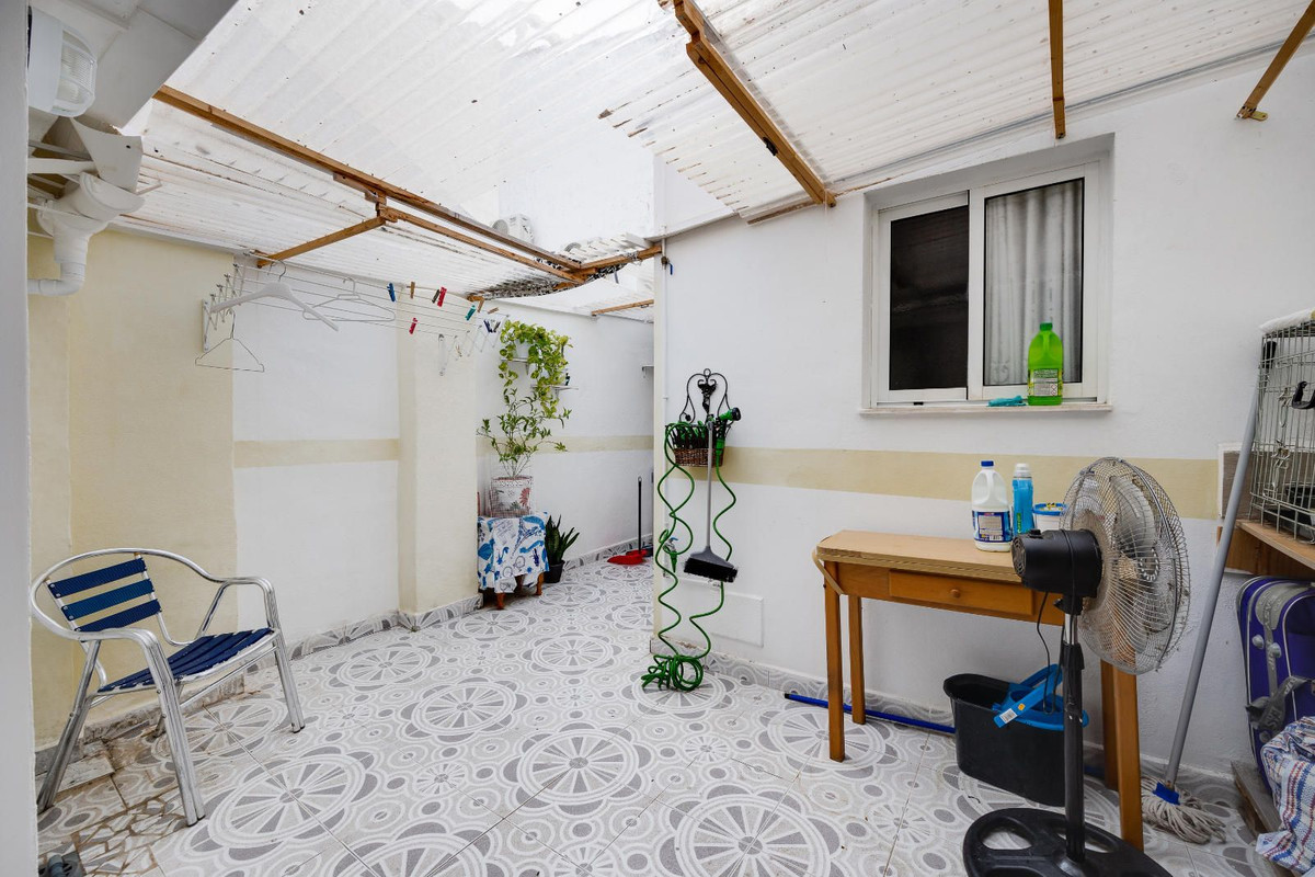 Se vende Apartamento Planta Baja de 3 dormitorios en Costa Blanca, Alicante, España