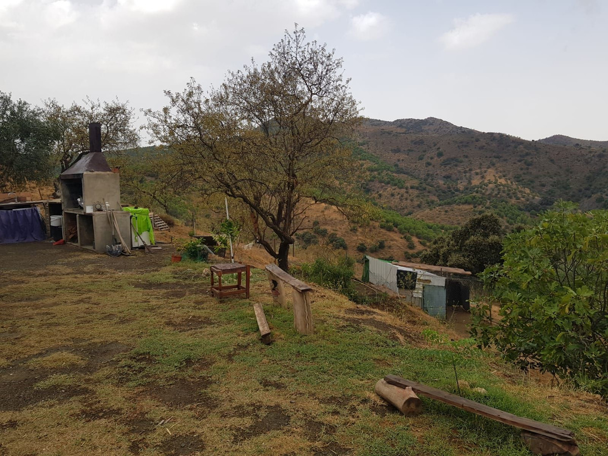 Se vende Terreno Rustico  en Costa Del Sol, Málaga, España