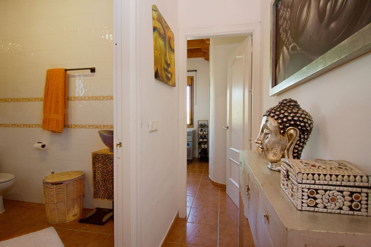 2 Bed Townhouse for sale in Coín Costa Del Sol, Málaga, Spain
