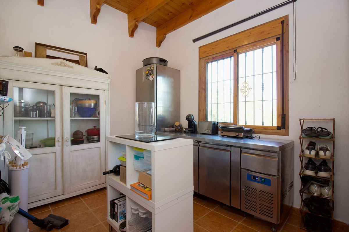 2 Bed Townhouse for sale in Coín Costa Del Sol, Málaga, Spain
