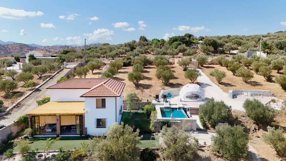 2 Bed Townhouse for sale in Coín Costa Del Sol, Málaga, Spain