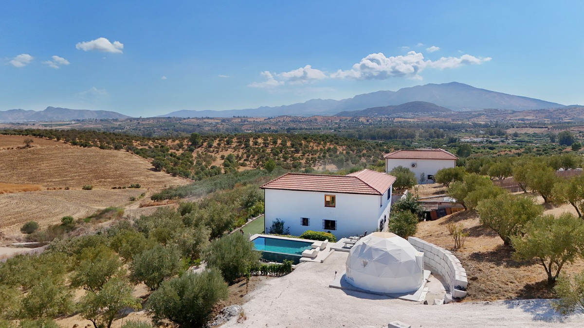 2 Bed Townhouse for sale in Coín Costa Del Sol, Málaga, Spain