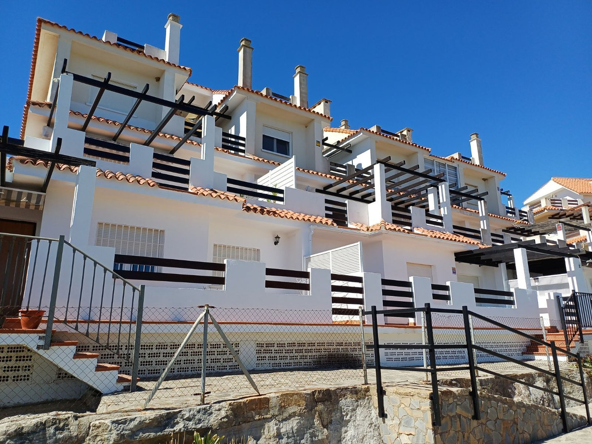 2 Bed Apartment for sale in Manilva Costa Del Sol, Málaga, Spain