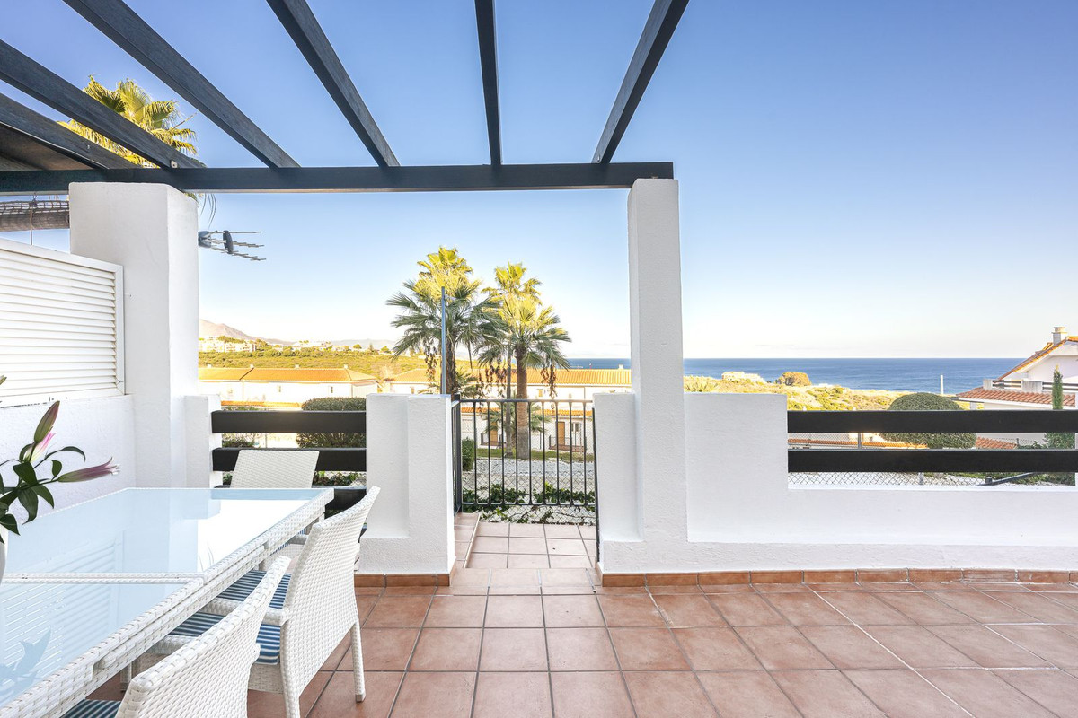 2 Bed Apartment for sale in Manilva Costa Del Sol, Málaga, Spain