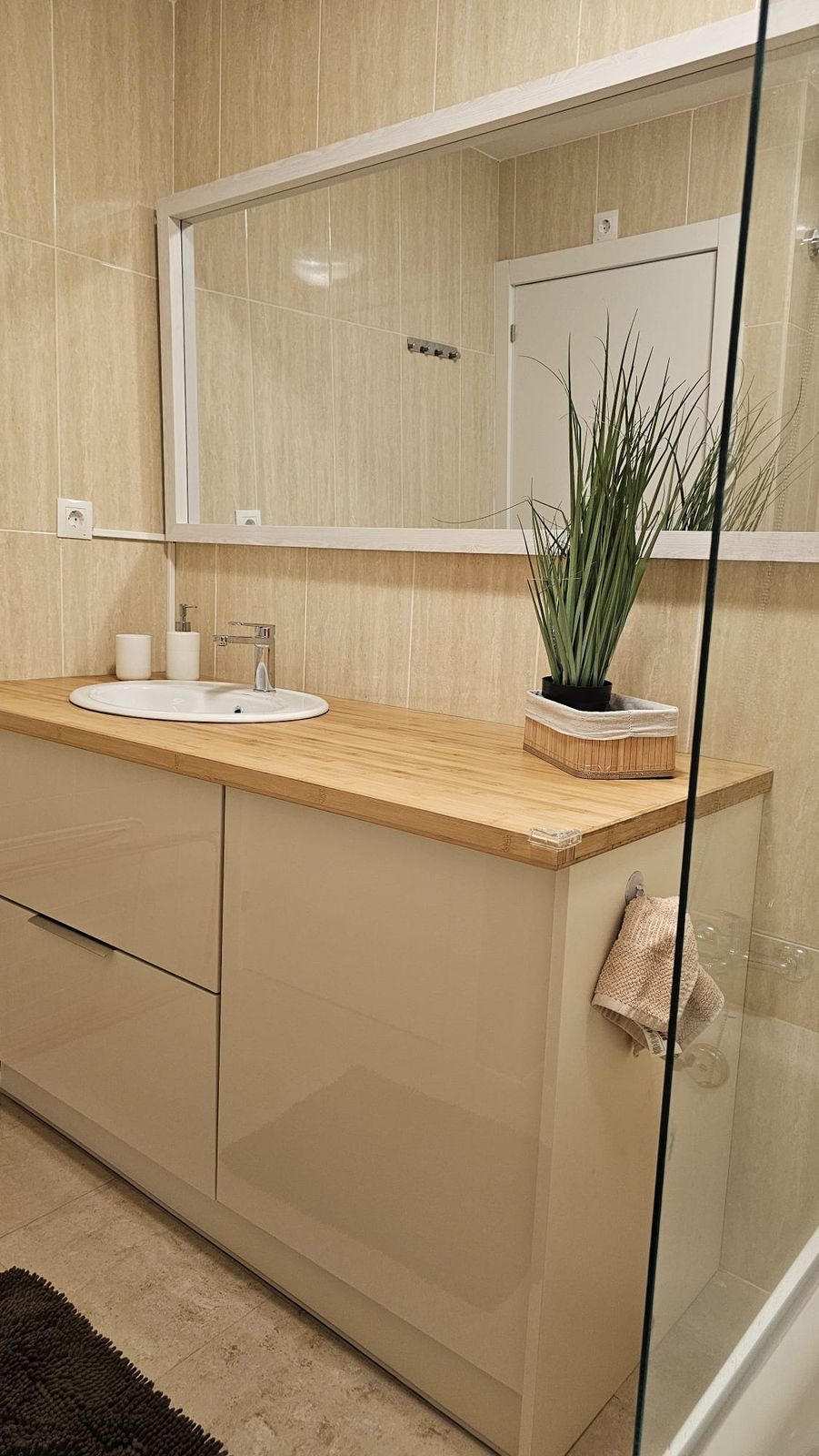 2 Bed Apartment for sale in Manilva Costa Del Sol, Málaga, Spain