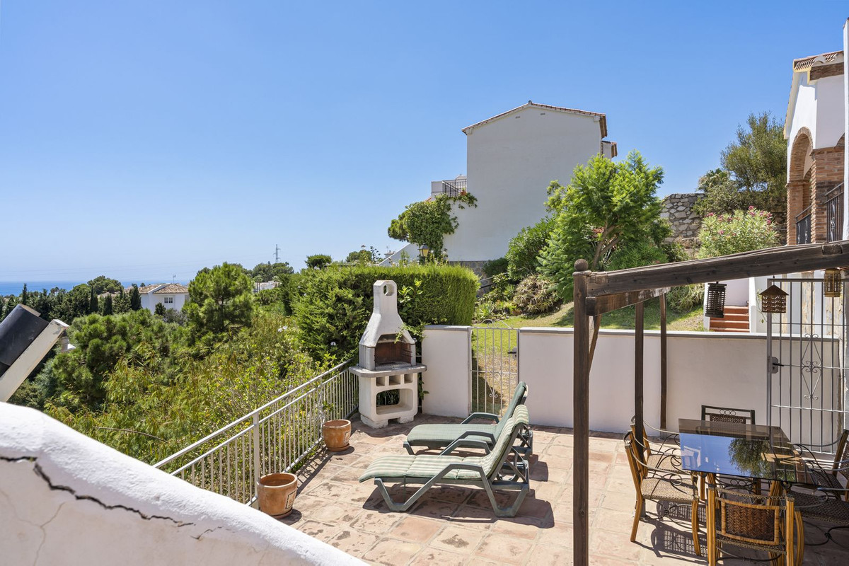 Se vende Pareada de 5 dormitorios en Costa Del Sol, Málaga, España