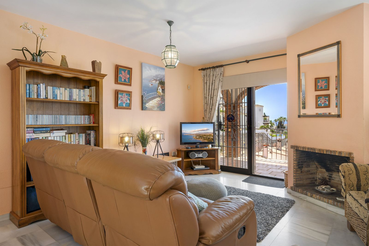 Se vende Pareada de 5 dormitorios en Costa Del Sol, Málaga, España