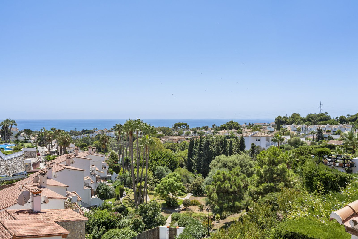 Se vende Pareada de 5 dormitorios en Costa Del Sol, Málaga, España