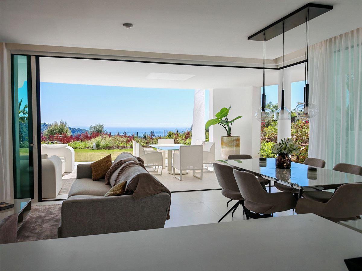 3 Bed Apartment for sale in Ojén Costa Del Sol, Málaga, Spain