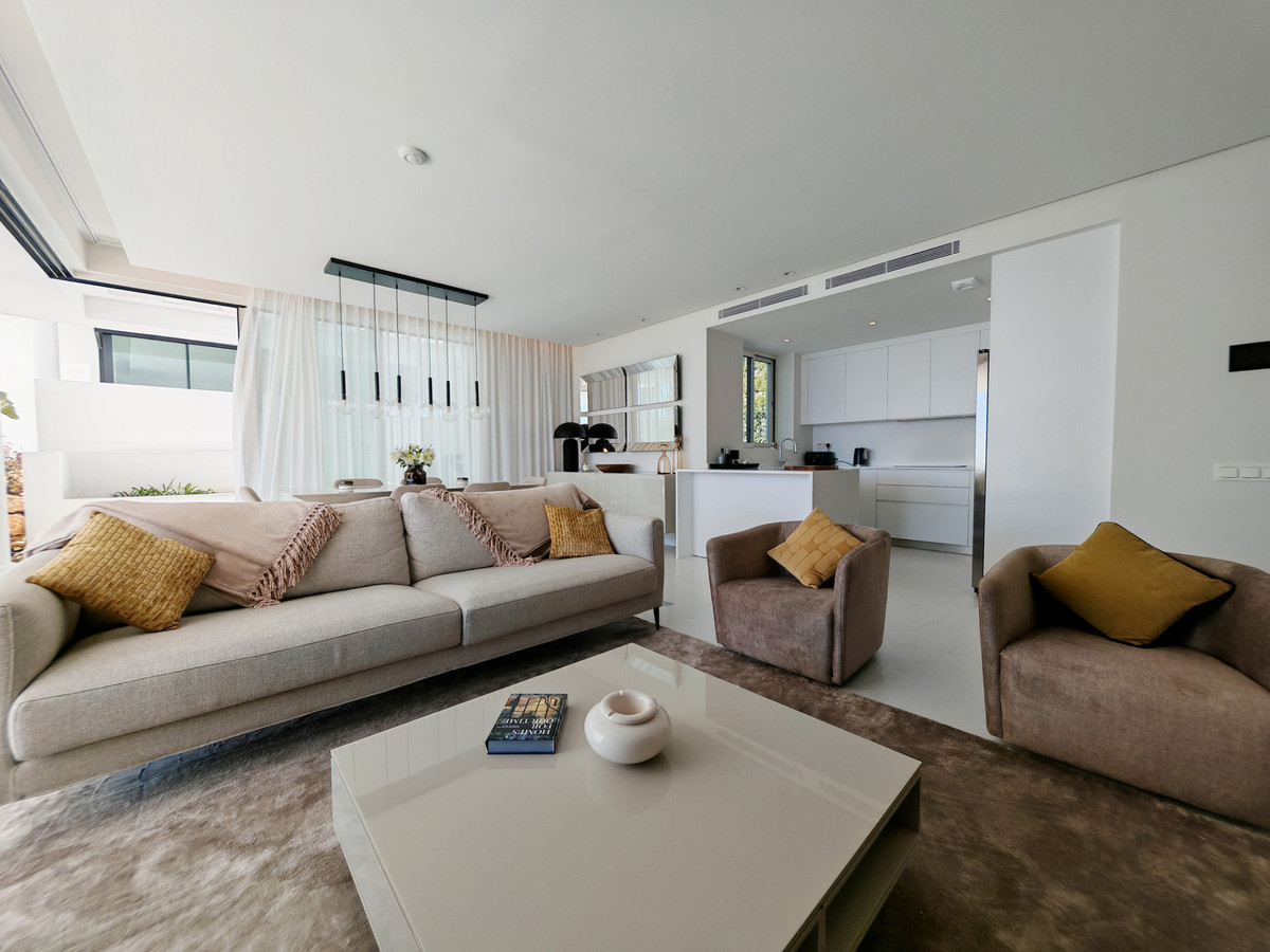 3 Bed Apartment for sale in Ojén Costa Del Sol, Málaga, Spain