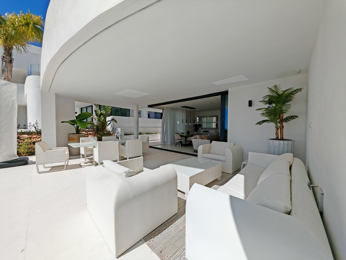 3 Bed Apartment for sale in Ojén Costa Del Sol, Málaga, Spain