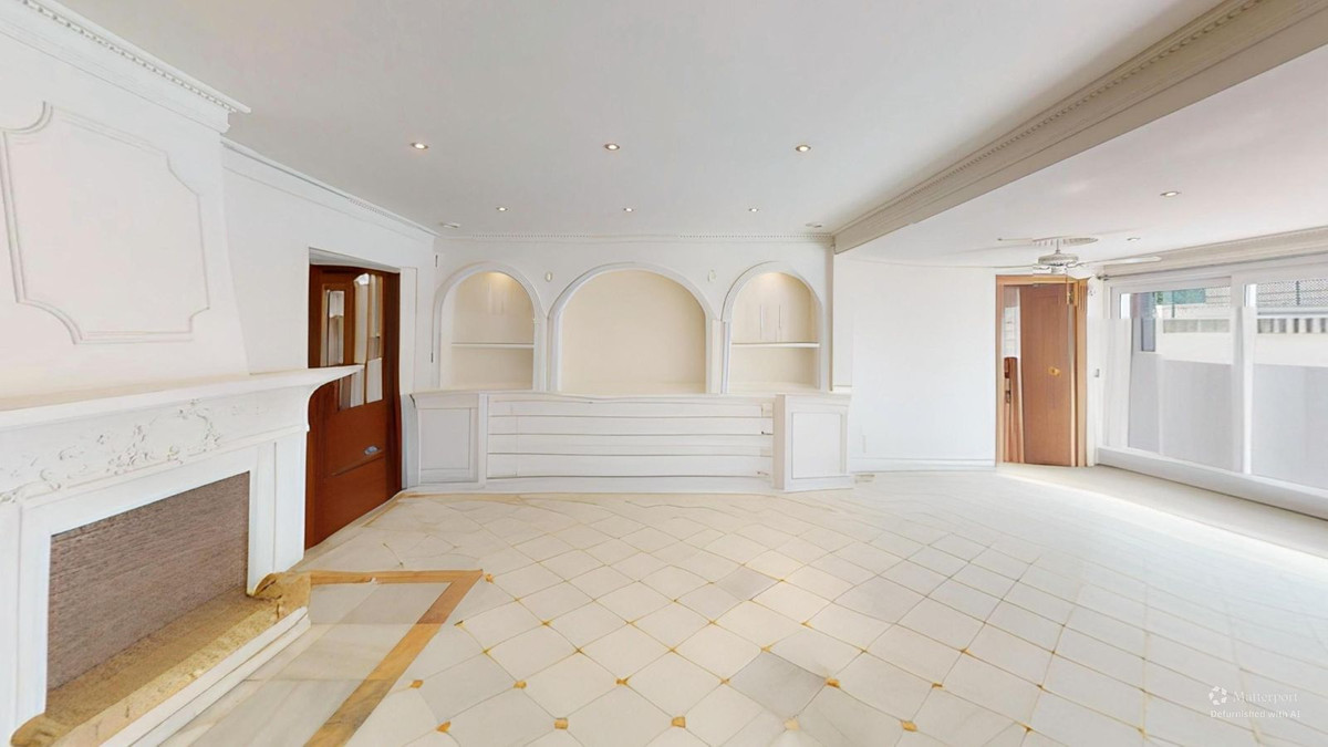 Se vende Villa - Chalet de 4 dormitorios en Costa Del Sol, Málaga, España