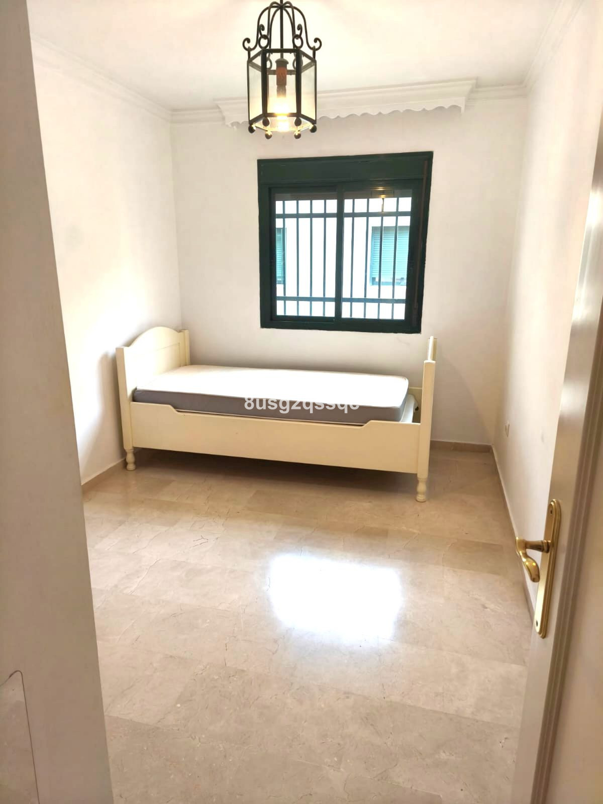 3 Bed Apartment for sale in Estepona Costa Del Sol, Málaga, Spain