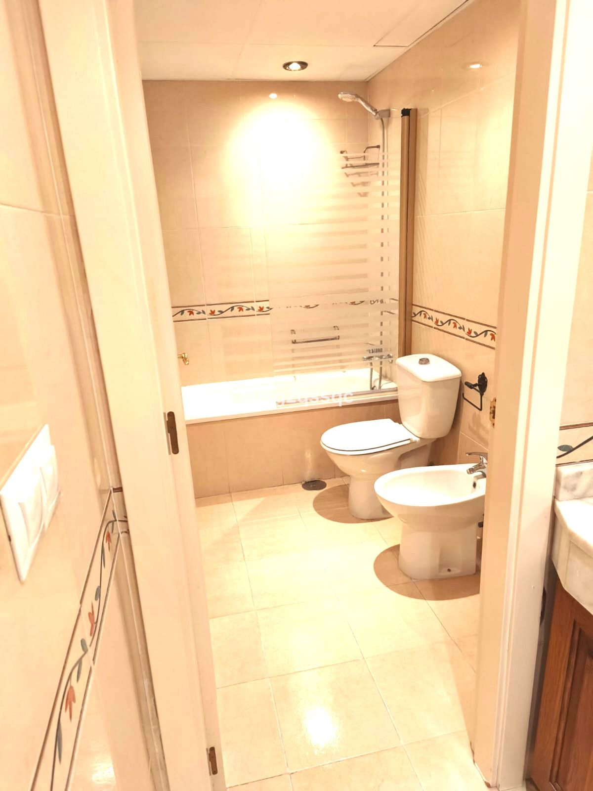3 Bed Apartment for sale in Estepona Costa Del Sol, Málaga, Spain
