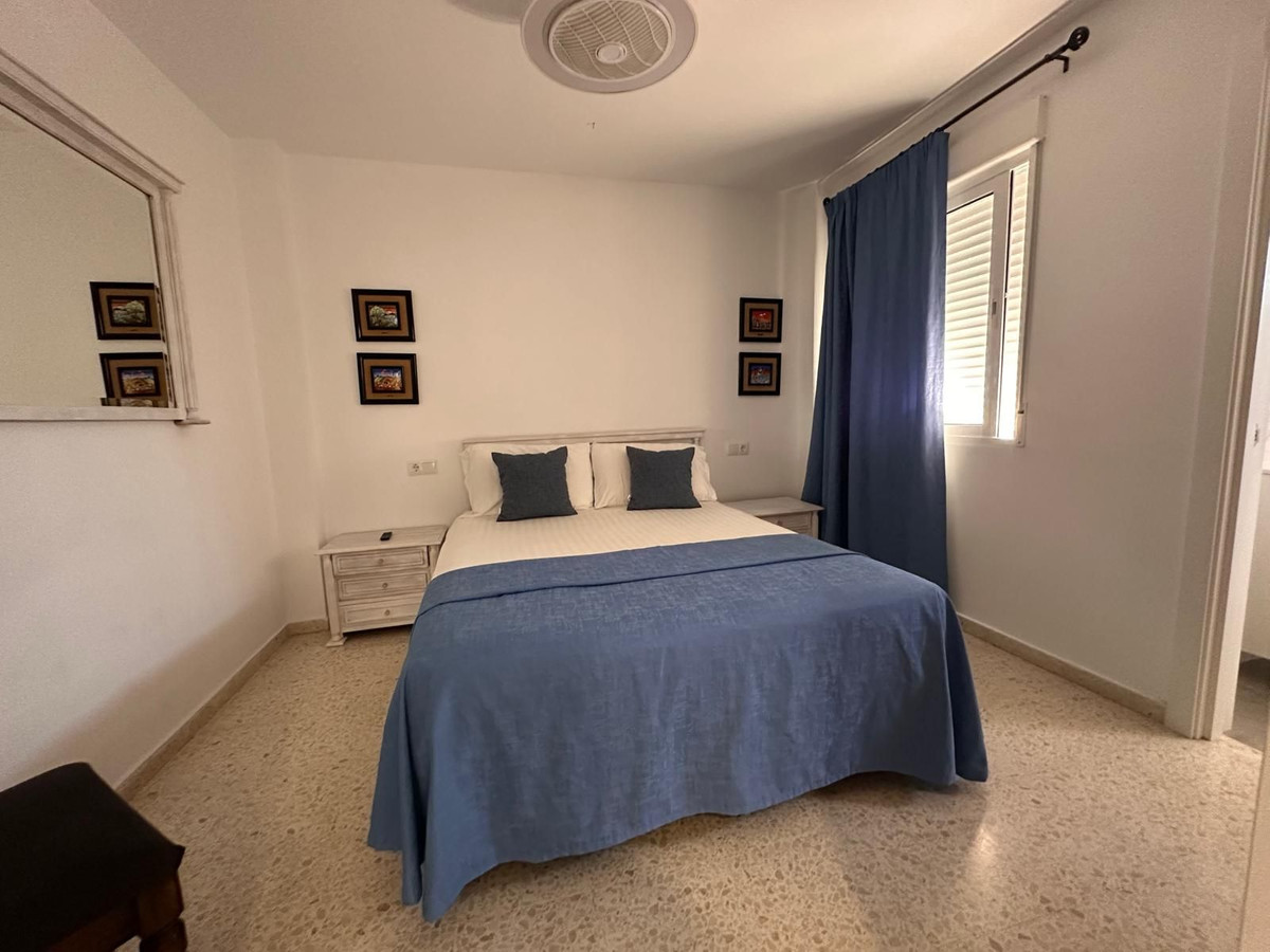 Se vende Apartamento Planta Media de 4 dormitorios en Málaga Ciudad, Málaga, España
