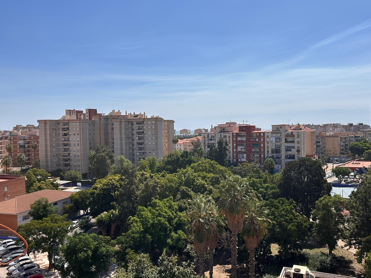 Se vende Apartamento Planta Media de 4 dormitorios en Málaga Ciudad, Málaga, España