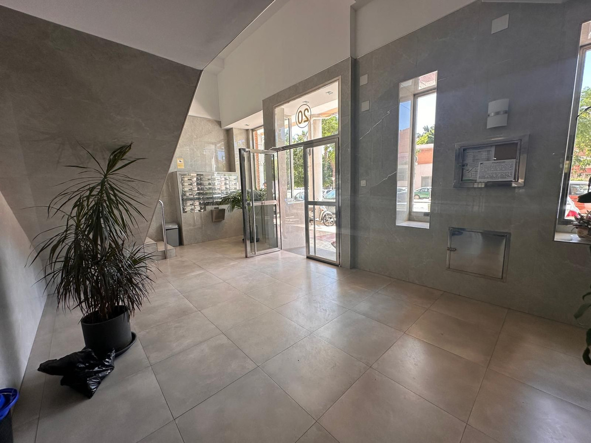 Se vende Apartamento Planta Media de 4 dormitorios en Málaga Ciudad, Málaga, España