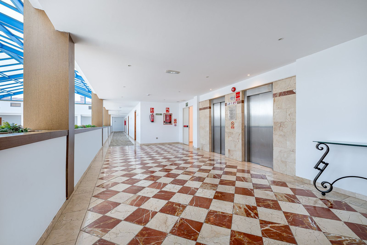Se vende Apartamento en Planta Última de 1 dormitorios en Costa Del Sol, Málaga, España