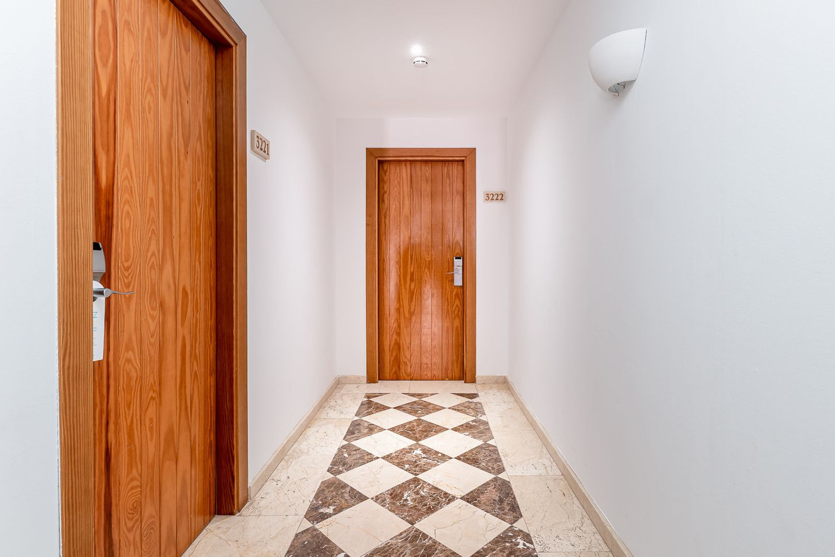 Se vende Apartamento en Planta Última de 1 dormitorios en Costa Del Sol, Málaga, España
