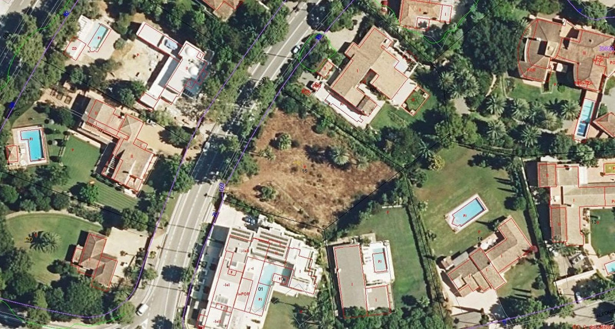 Plots for sale in Sotogrande Costa Del Sol, Cádiz, Spain