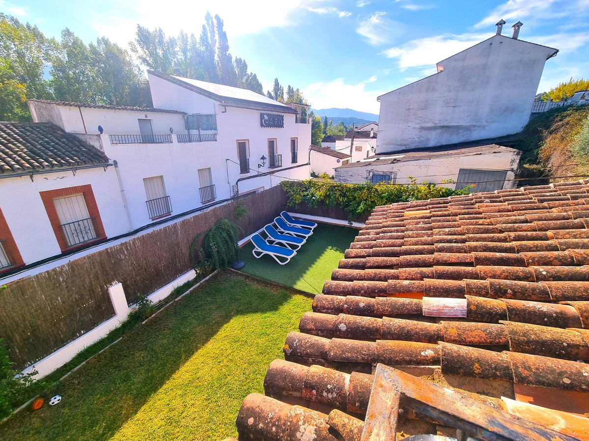 4 Bed Townhouse for sale in Cortes De La Frontera Costa Del Sol, Málaga, Spain