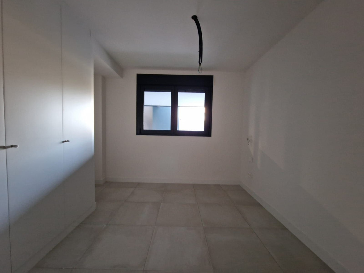 3 Bed Apartment for sale in Selwo Costa Del Sol, Málaga, Spain