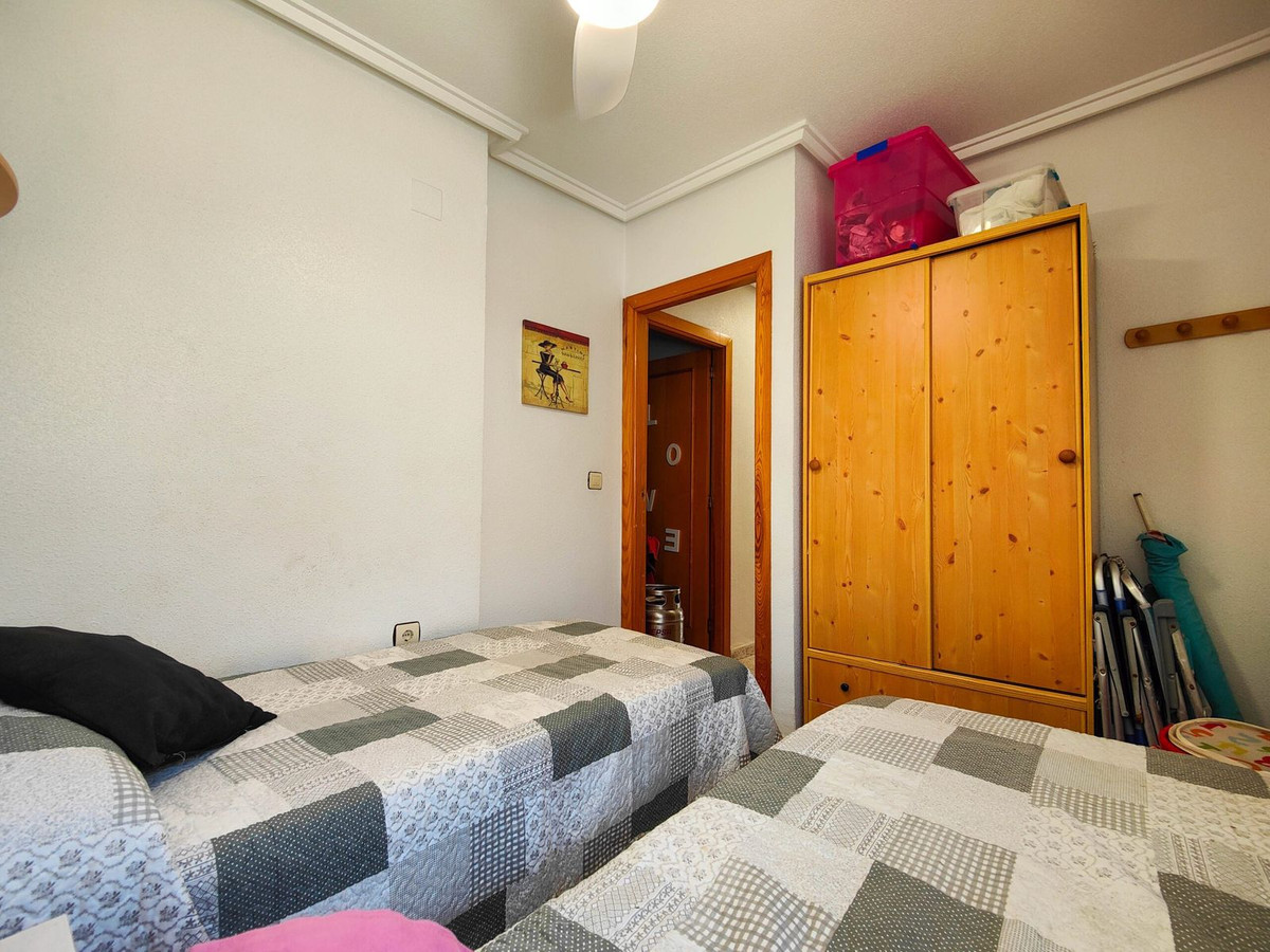 Se vende Apartamento en Planta Última de 3 dormitorios en Costa Blanca, Alicante, España
