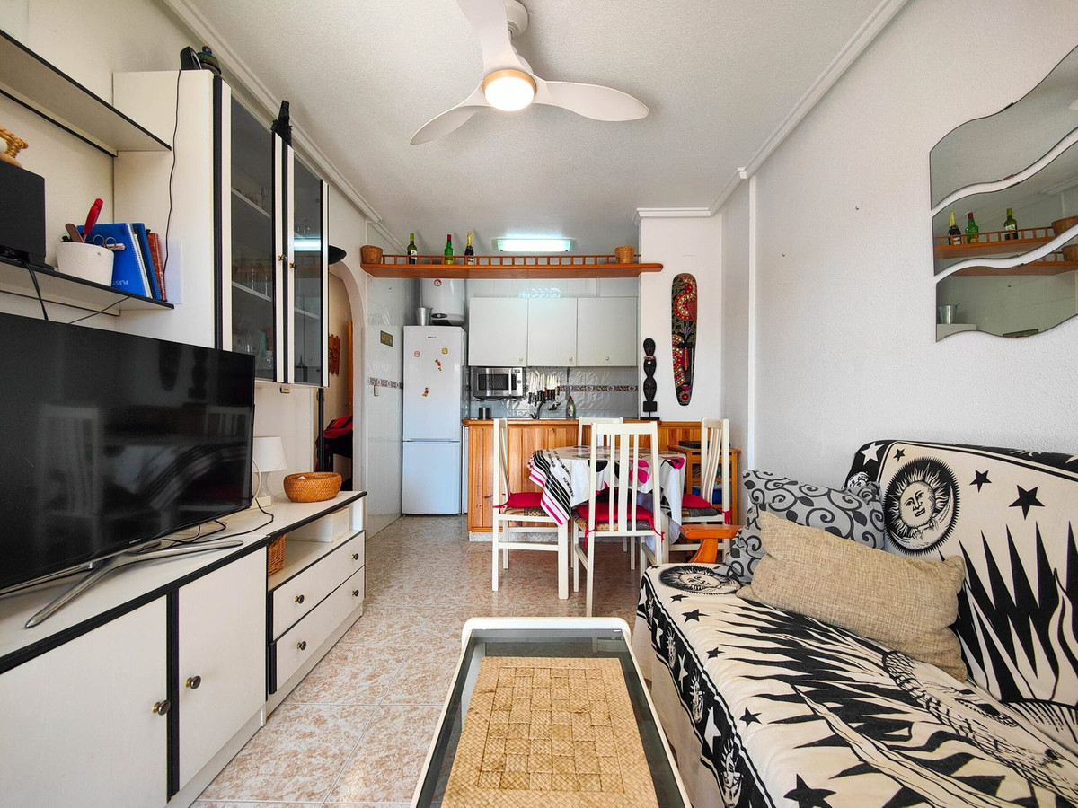 Se vende Apartamento en Planta Última de 3 dormitorios en Costa Blanca, Alicante, España