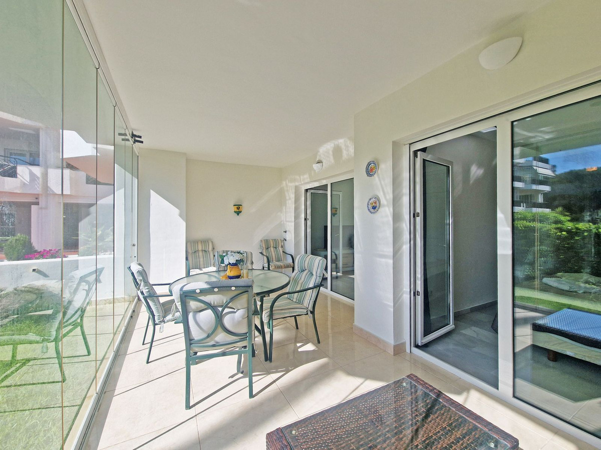 Se vende Apartamento Planta Baja de 2 dormitorios en Costa Del Sol, Málaga, España