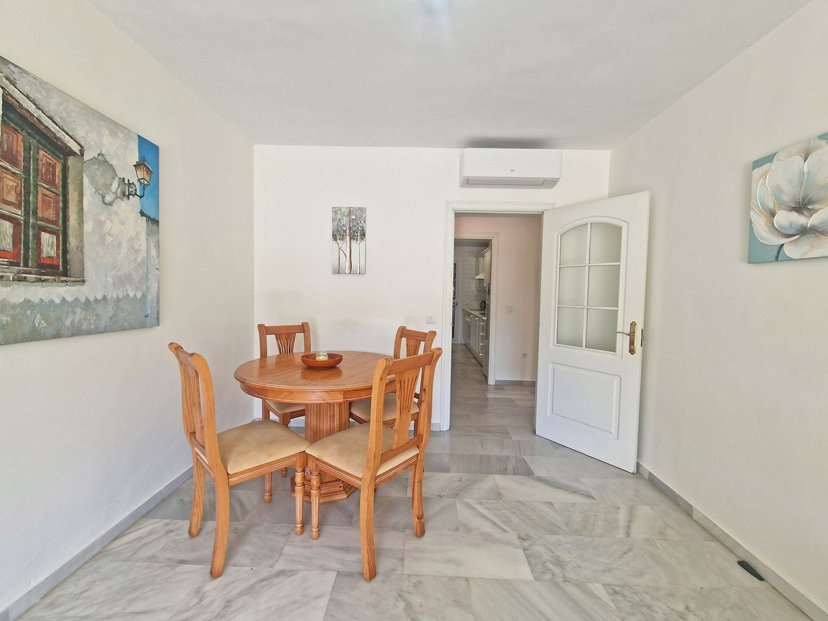 Se vende Apartamento Planta Baja de 2 dormitorios en Costa Del Sol, Málaga, España