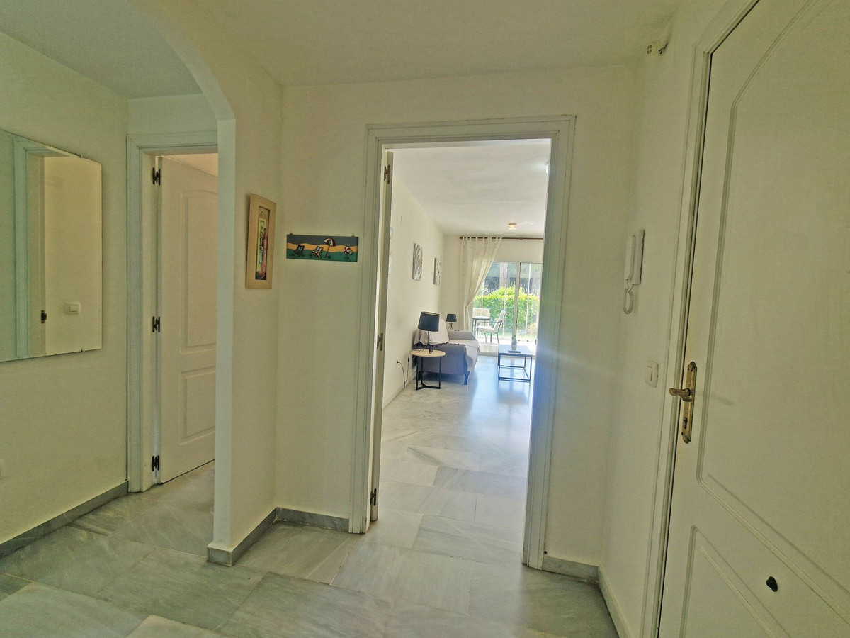Se vende Apartamento Planta Baja de 2 dormitorios en Costa Del Sol, Málaga, España