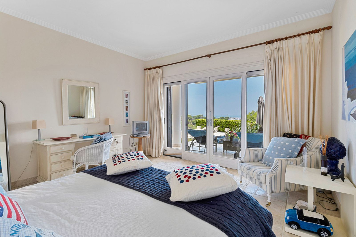 Se vende Villa - Chalet de 5 dormitorios en Costa Del Sol, Málaga, España