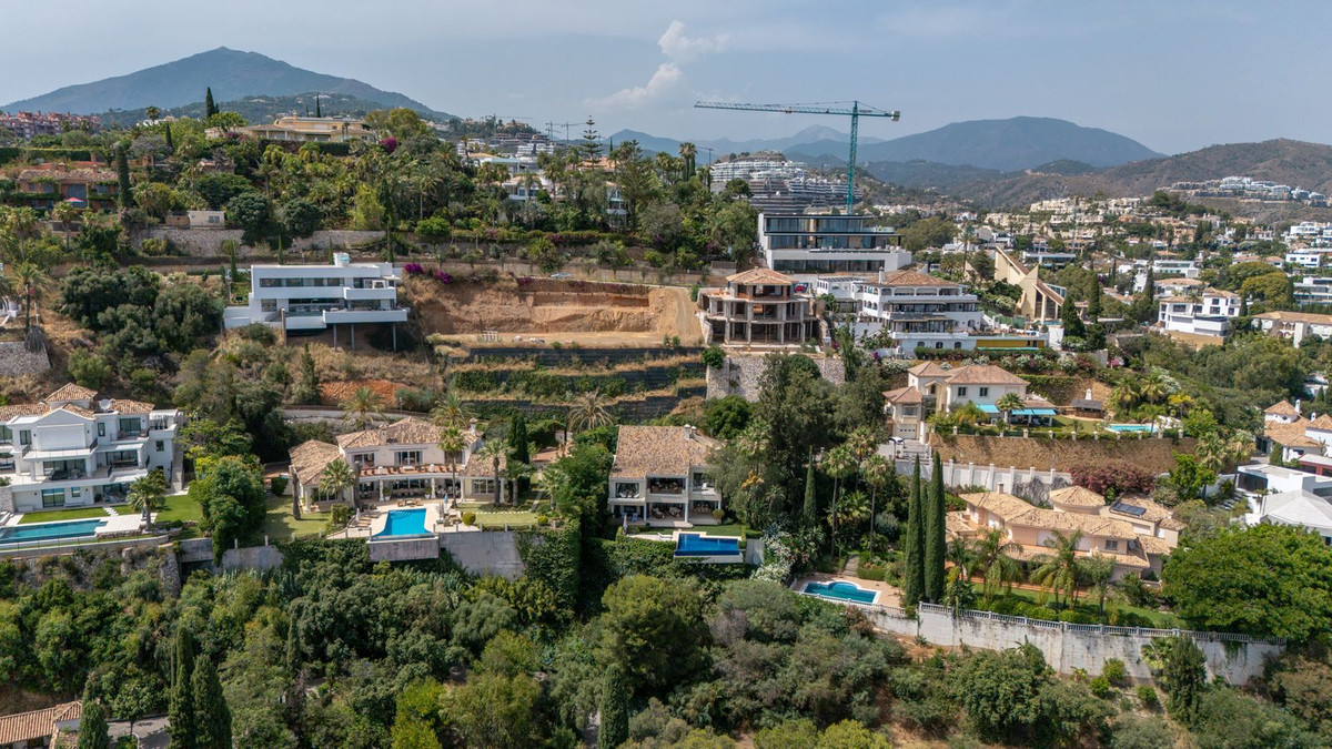 Se vende Villa - Chalet de 5 dormitorios en Costa Del Sol, Málaga, España