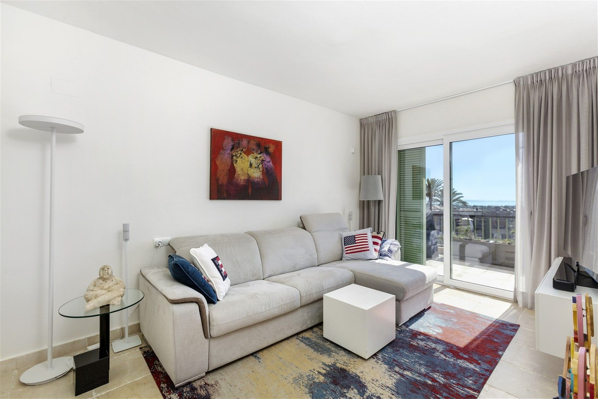 4 Bed Apartment for sale in Los Flamingos Costa Del Sol, Málaga, Spain