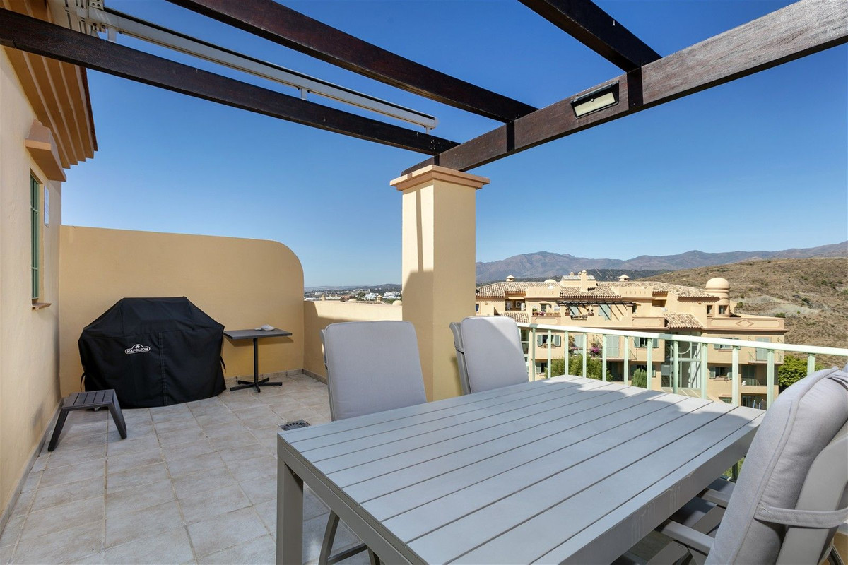 4 Bed Apartment for sale in Los Flamingos Costa Del Sol, Málaga, Spain
