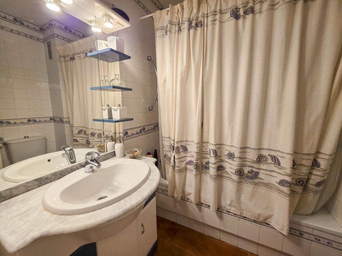 Se vende Adosada de 3 dormitorios en Costa Del Sol, Málaga, España
